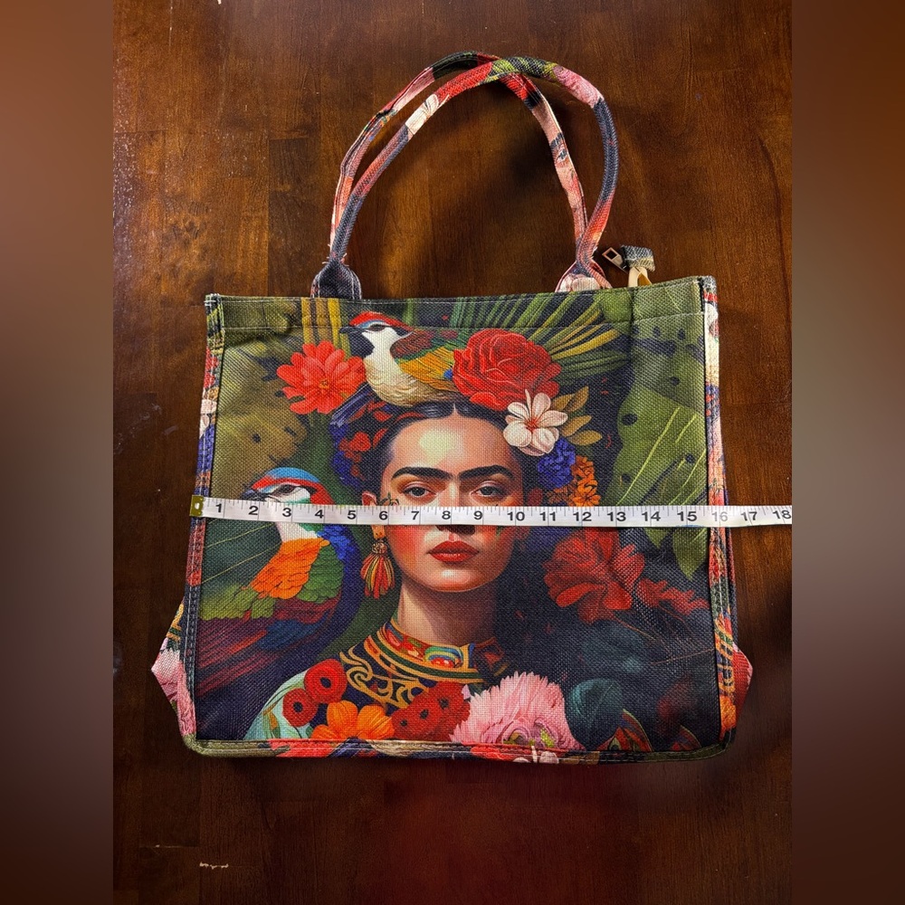 Frida Kahlo Tote bag with zipper closure - Picture 3 of 7
